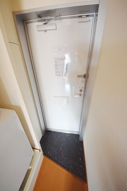玄関　★シューズボックス付きの玄関です★