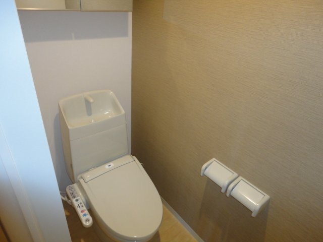 トイレ　シャワー付トイレ