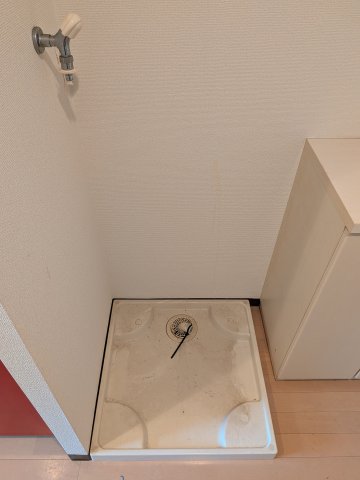 その他　室内洗濯機置場です