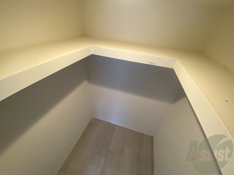 収納　収納もバッチリあるのでお部屋が片付きますよ！