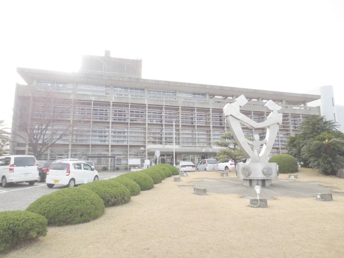 役所　貝塚市役所（役所）まで1300m