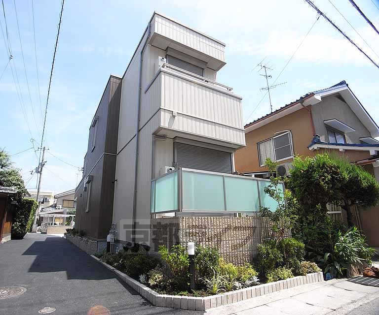 建物外観　竹田駅すぐにシャーメゾン登場です。