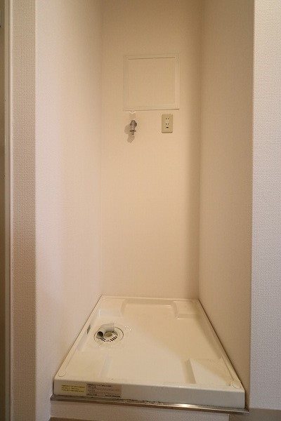 その他　室内洗濯機置場です。