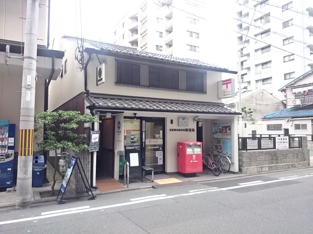郵便局　京都御池柳馬場郵便局（郵便局）まで215m