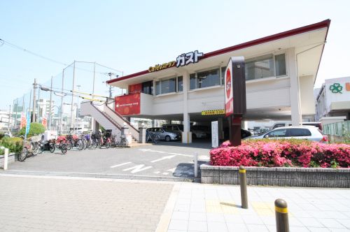 飲食店　ガスト 野田阪神店（飲食店）まで396m