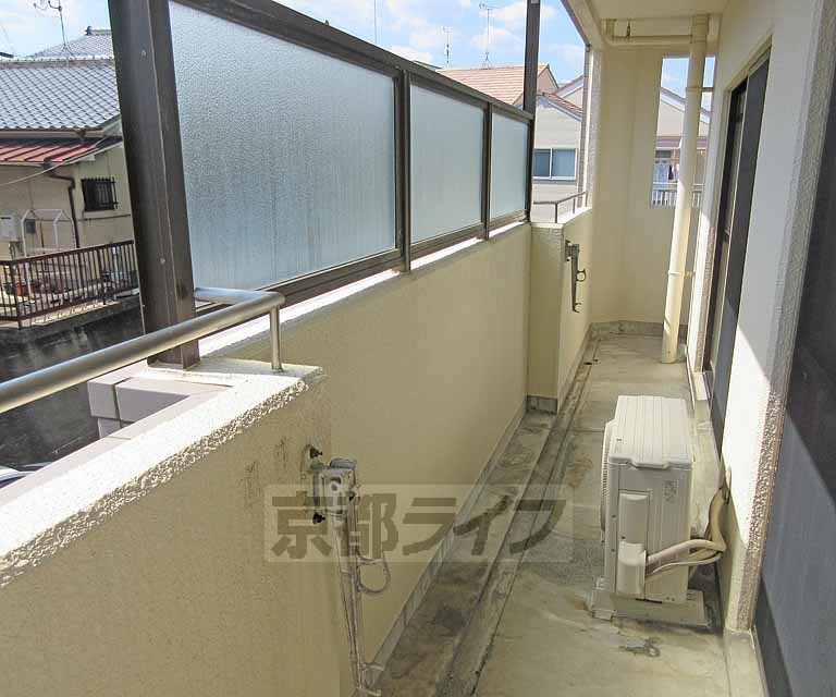 バルコニー　めちゃ広バルコニーです