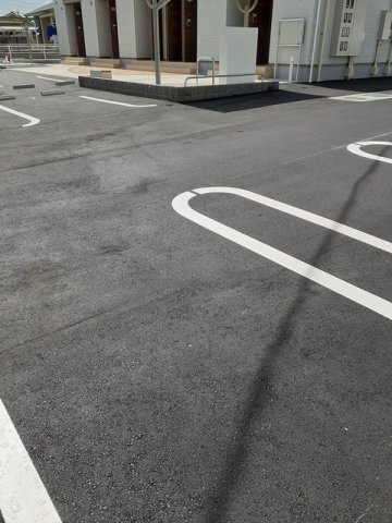 駐車場　駐車スペースもあります
