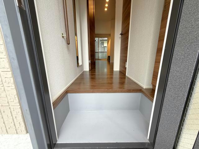 玄関　※別部屋イメージ