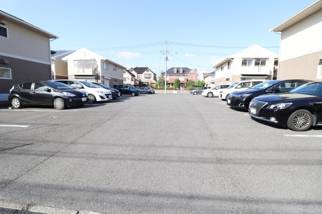 駐車場　駐車場