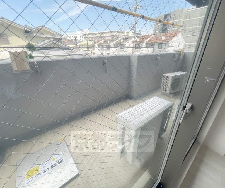 建物外観　・建設中