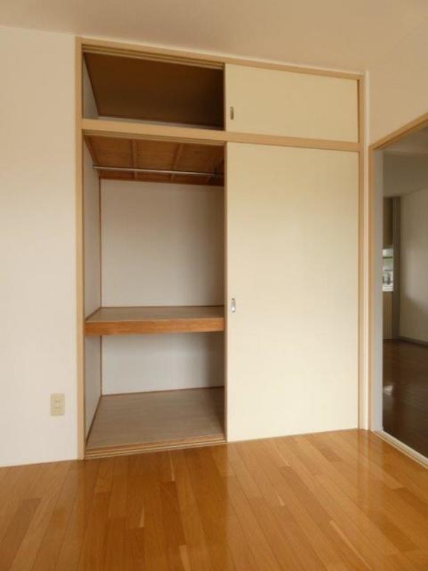 収納　図面と現状に相違がある場合には現状を優先