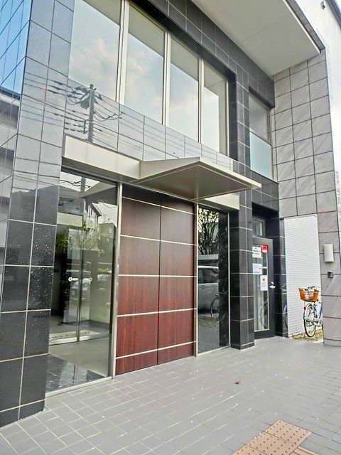 エントランス　お部屋探しはタウンハウジングへ♪