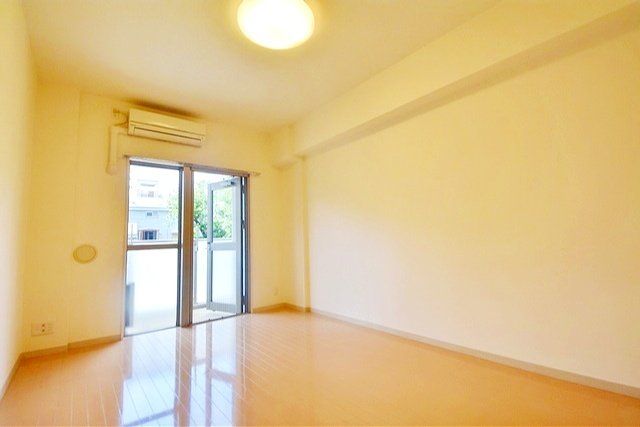 居室・リビング　お部屋探しはタウンハウジングへ♪