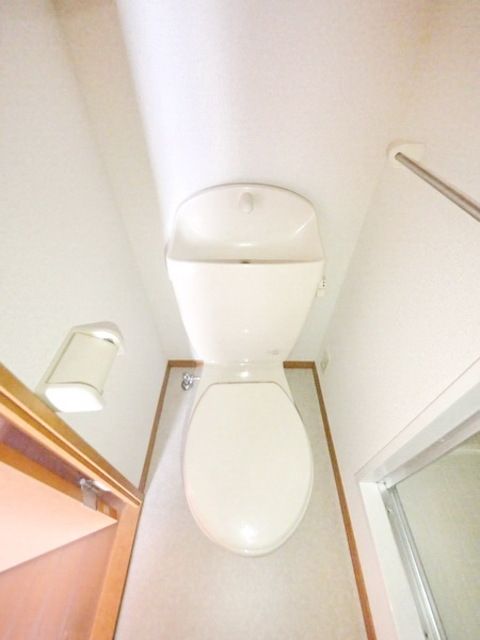 レオパレスソレイユのトイレ写真
