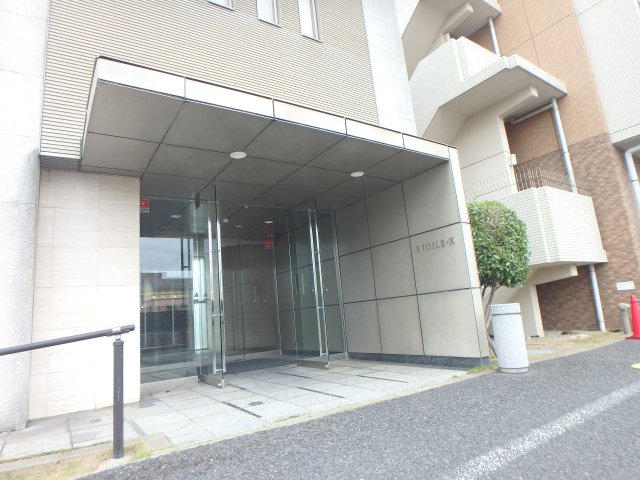 エントランス　清潔なエントランスです
