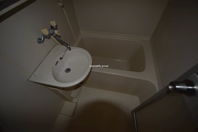 バス・シャワールーム　別部屋参考写真