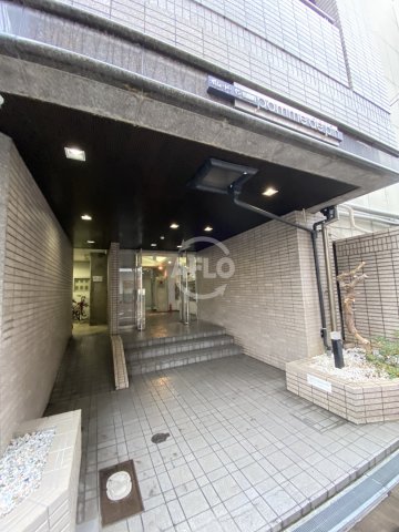 エントランス　ポム・ド・パン松屋町　エントランス