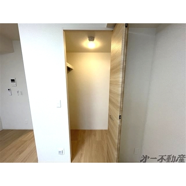収納　ウォークインクローゼット