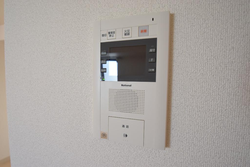 セキュリティ　カメラ付インターホン