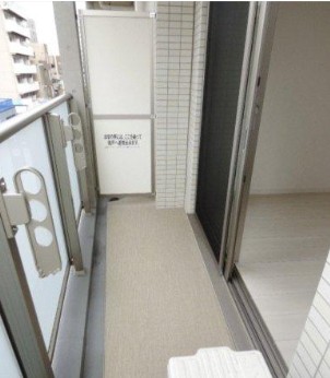 バルコニー　※別部屋の参考写真です。