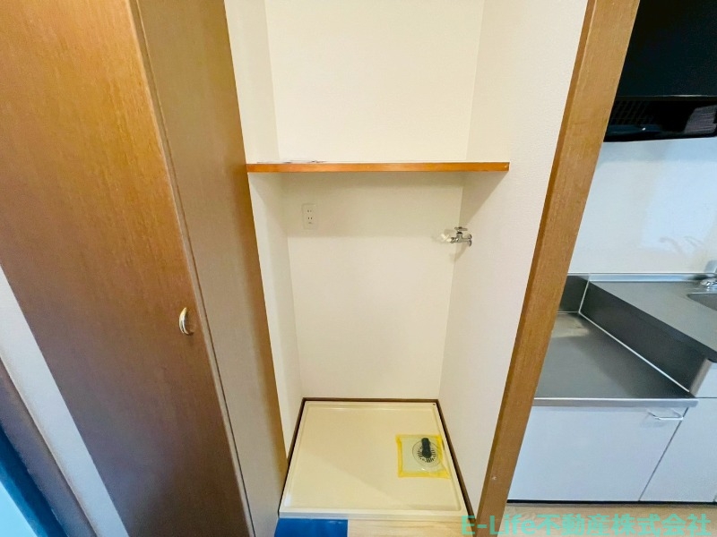駐車場　洗濯機