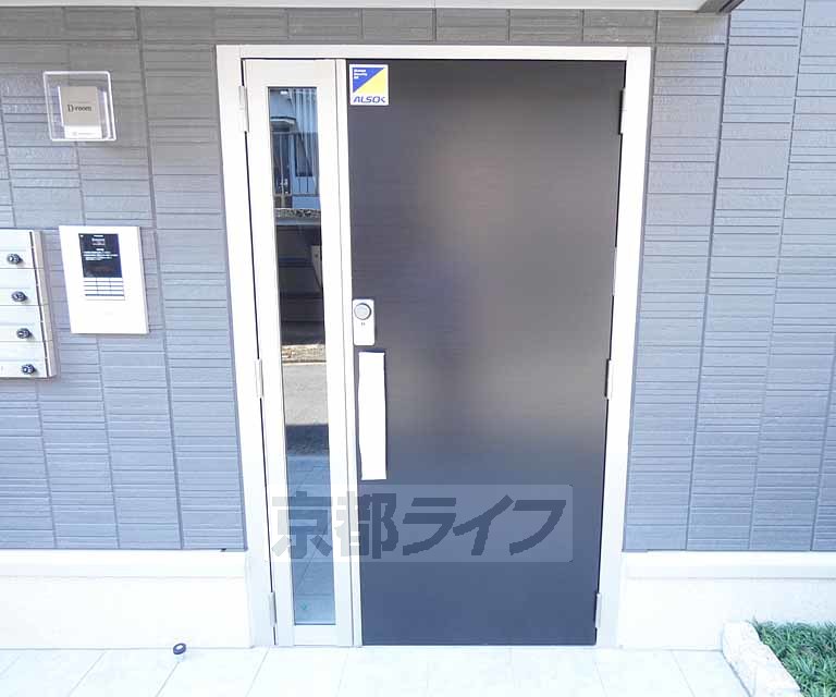 その他共有部分　建物入り口です。