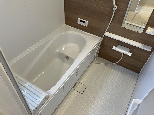 バス・シャワールーム　１０１　換気乾燥機付きバスルーム
