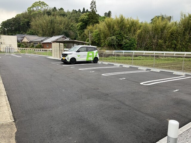 駐車場　駐車場