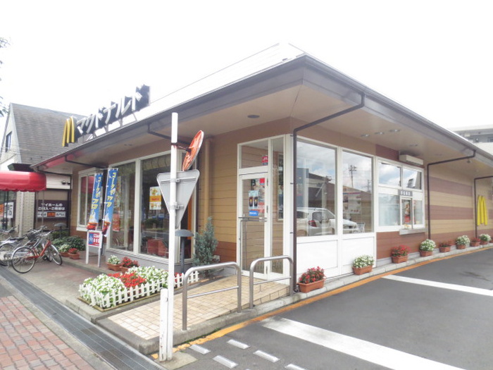 飲食店　マクドナルド市名坂店（飲食店）まで450m