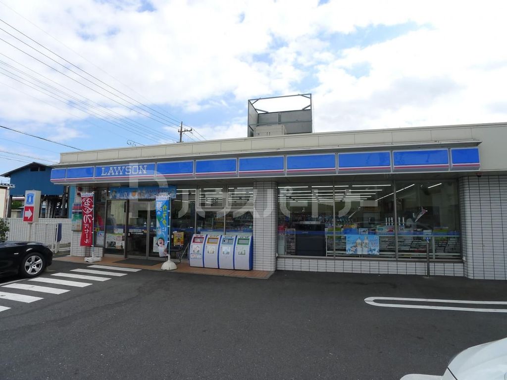 コンビニ　ローソン足立神明南店（コンビニ）まで310m