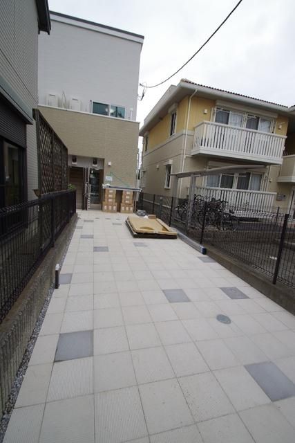 エントランス　★お部屋探しはタウンハウジング稲田堤店まで★