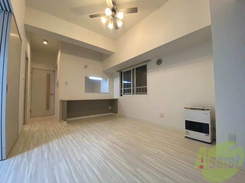 居室・リビング　広くてキレイなお部屋が広がっていて、充実した生活が送れそう。