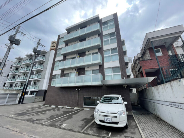 建物外観　札幌市中央区北一条西『プライマル札幌円山』