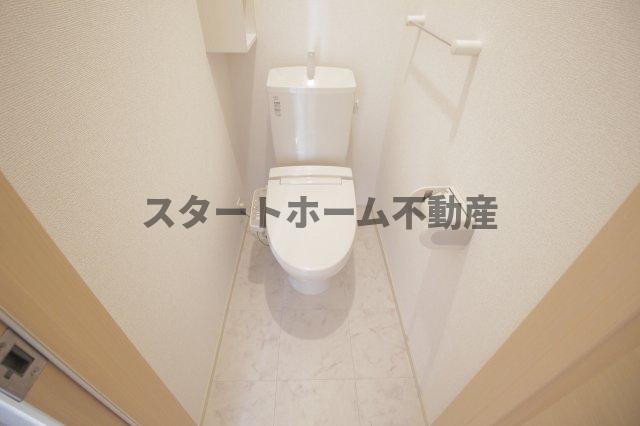 トイレ　清潔感のあるトイレです