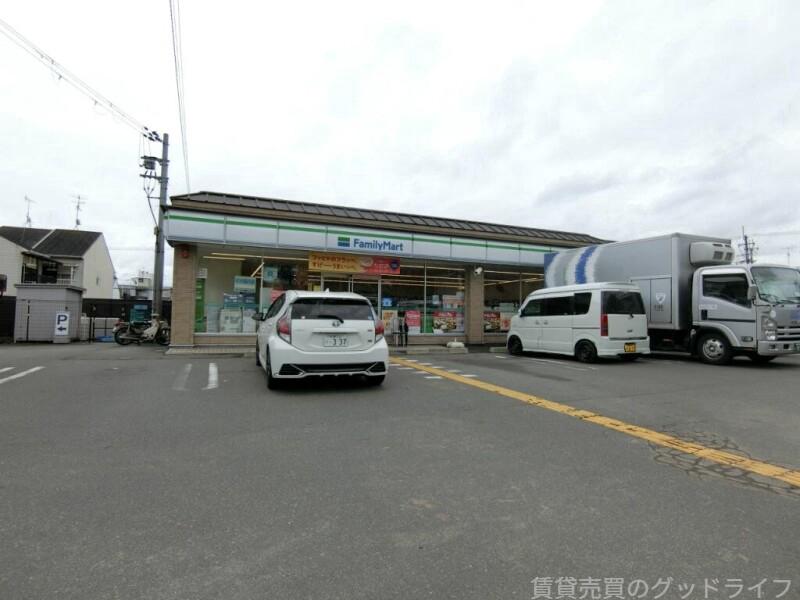 コンビニ　ファミリーマート北山栗栖町店（コンビニ）まで1102m