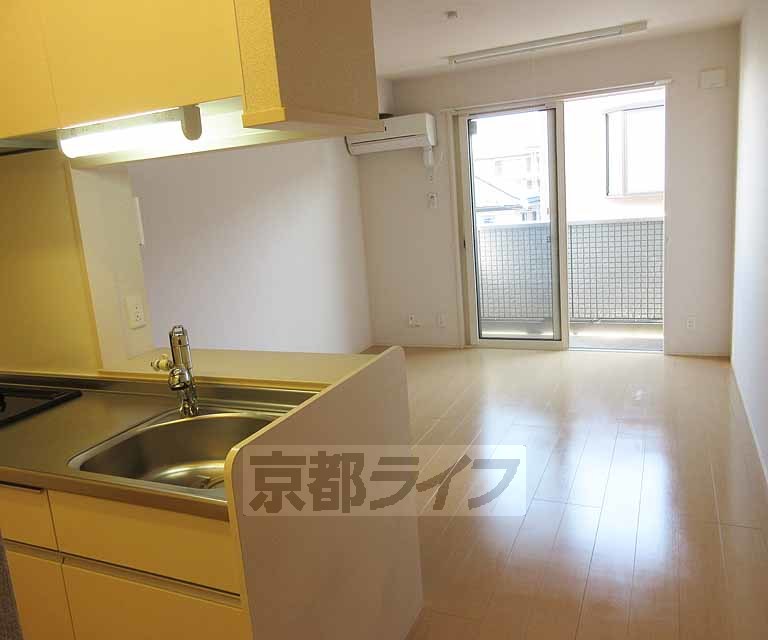 居室・リビング　開放的なお部屋です！