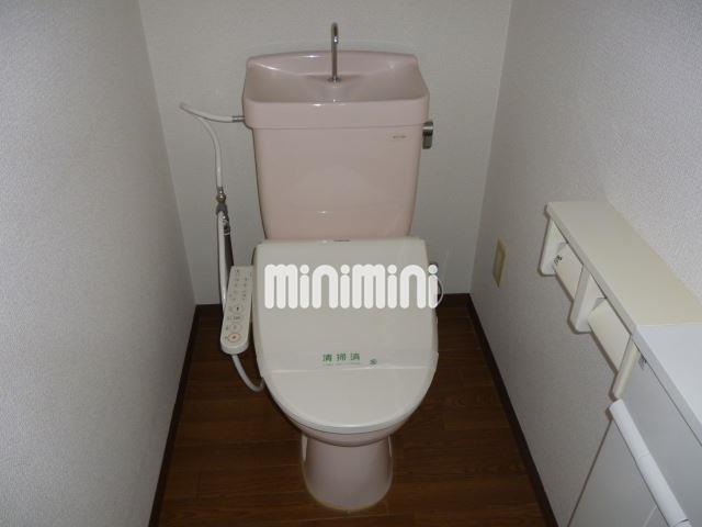 トイレ　清潔感のあるトイレです