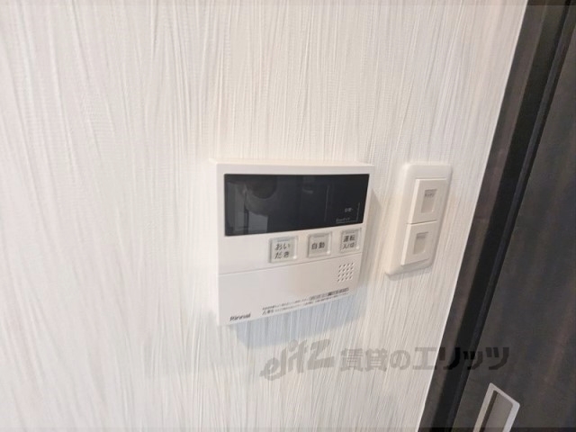 その他設備　給湯器リモコン