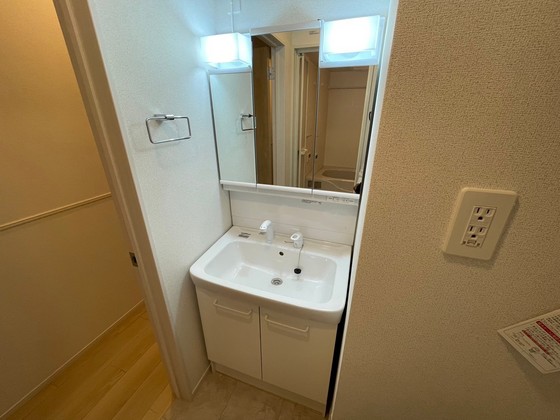 洗面設備　※別部屋の写真です