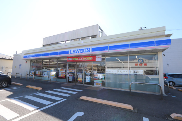 コンビニ　ローソン宇都宮岩曽町店（コンビニ）まで300m