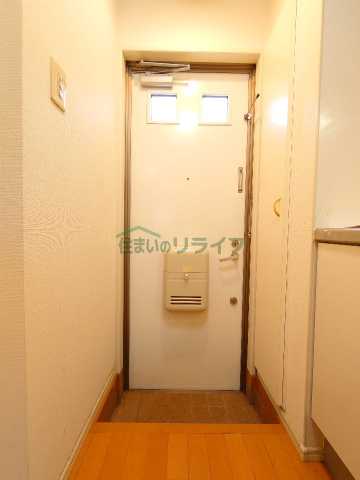 玄関　リライフ下北沢店