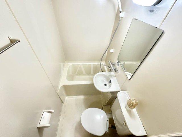 洗面設備　同物件別部屋です。