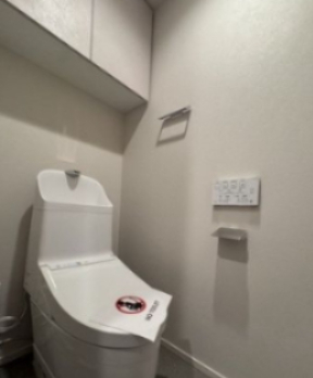 トイレ　別部屋参考写真