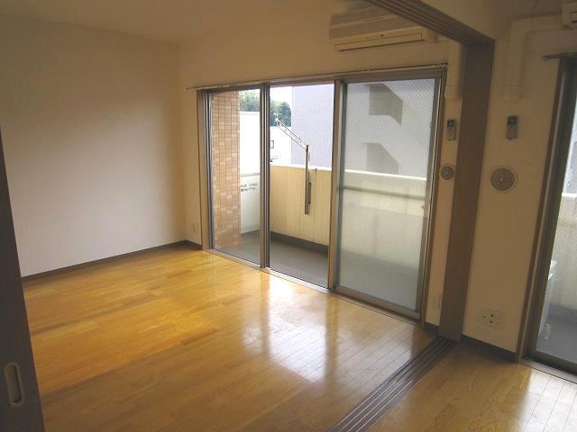 その他部屋・スペース　洋室8帖