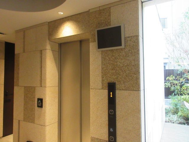 その他共有部分　【その他共用部】モニター付エレベータ