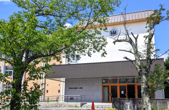 小学校　甲賀市立甲南第一小学校（小学校）まで1105m