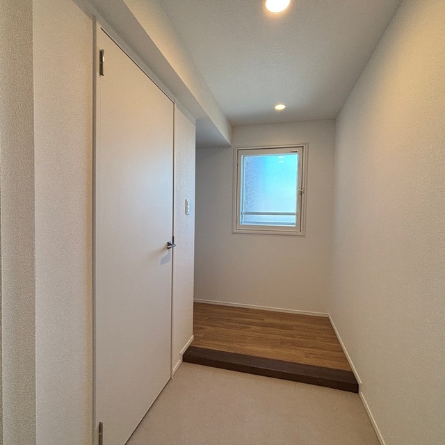 玄関　※写真は同タイプ住戸です。
