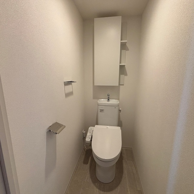トイレ　※写真は同タイプ住戸です。