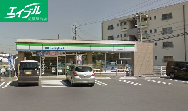 コンビニ　ファミリーマート倉敷西富井店（コンビニ）まで373m