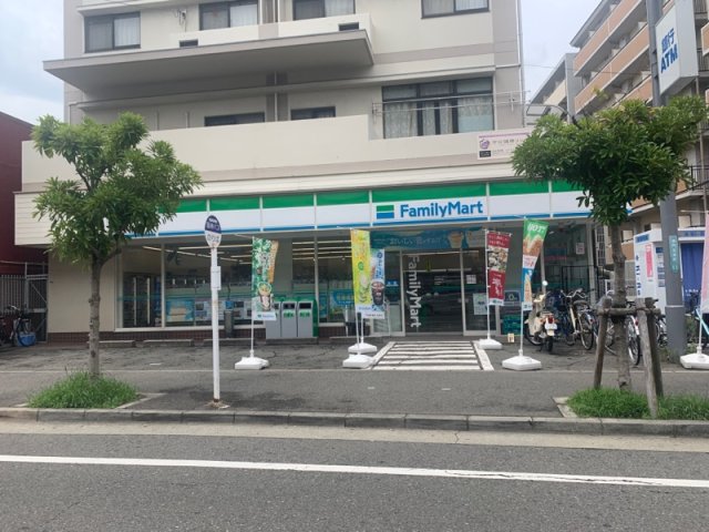 コンビニ　ファミリーマート　今津駅前店（コンビニ）まで255m